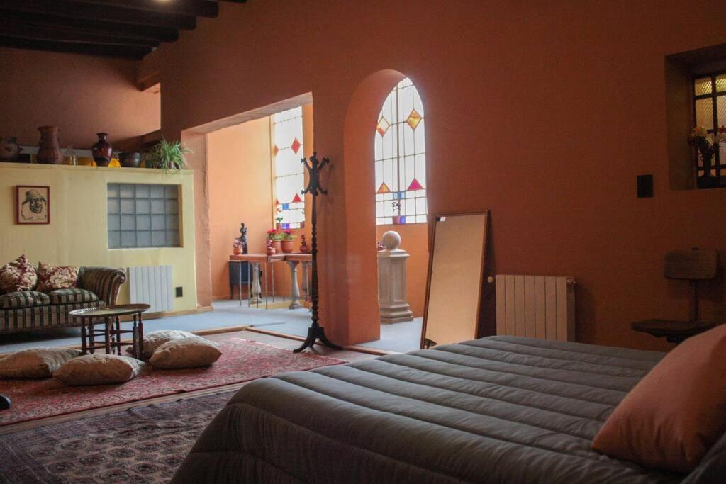 Recycled Loft In Historic Building Apartamento